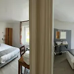 De La Grande Cascade