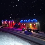 Hotel De La Grande Cascade 2*