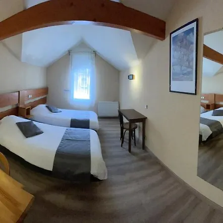 Logis De La Grande Cascade 2* Le Tholy