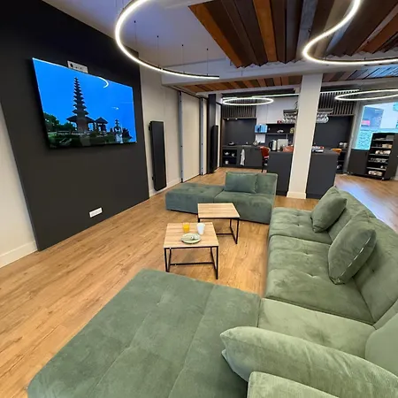 De La Grande Cascade