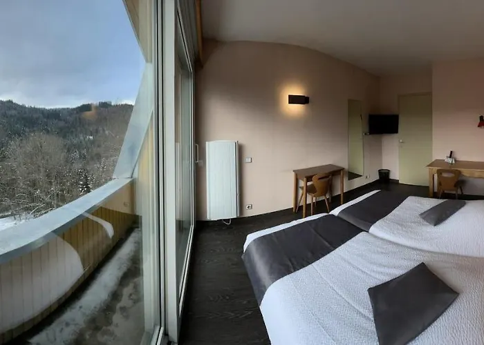 De La Grande Cascade Le Tholy