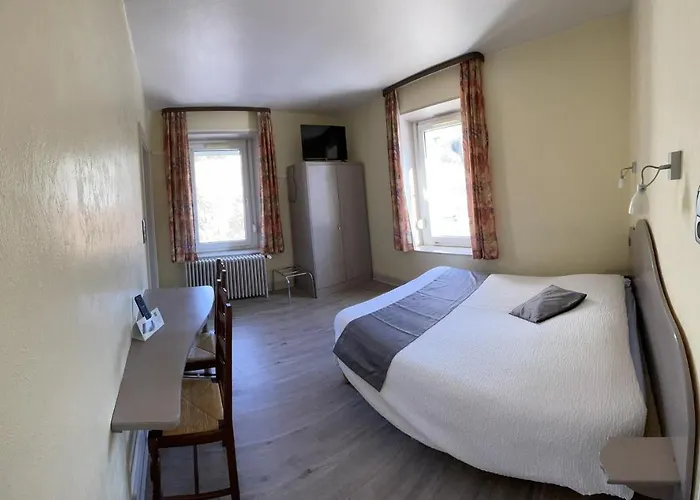 호텔 De La Grande Cascade 르톨리