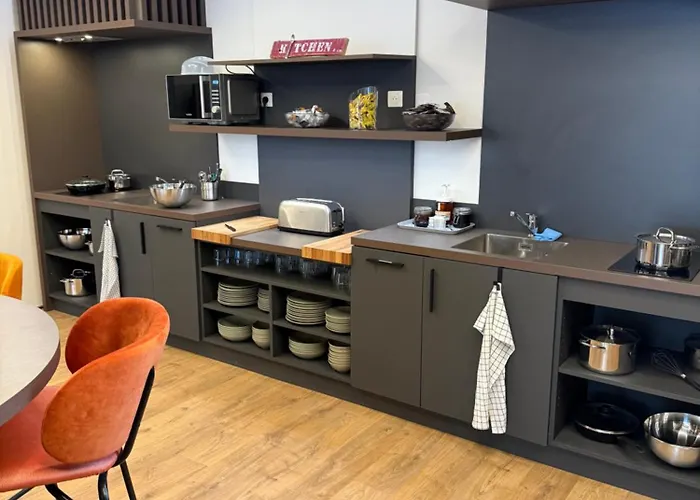 De La Grande Cascade Otel 2*