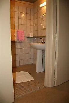 De La Grande Cascade Otel 2*